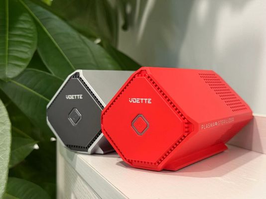 27 Db(A) Αθόρυβη χωρητικότητα μπαταρίας Καθαριστής αέρα αυτοκινήτου με μαύρο / λευκό προσαρμοσμένο χρώμα
