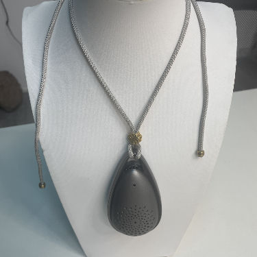 Ελαφρύ Φορητό Καθαριστή Αέρα με Διάρκεια Ζωής 3-5 Έτη, 21 Ώρες Διάρκεια Μπαταρίας και Συνολικό Βάρος 74g